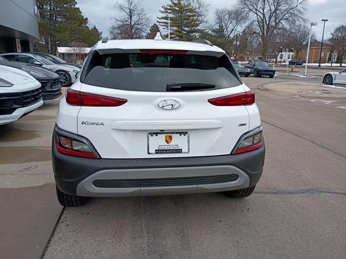 2023 Hyundai KONA SEL