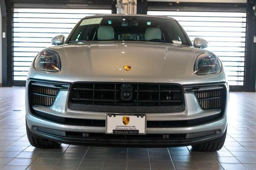 Dolomite Silver Metallic 2023 Porsche Macan S