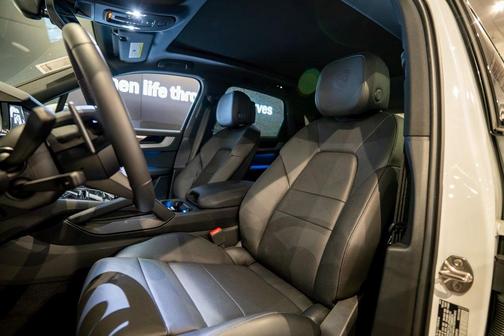 2025 Porsche Cayenne Base