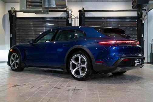 2022 Porsche Taycan 4