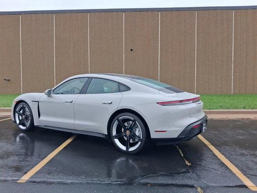 Chalk 2024 Porsche Taycan 4S