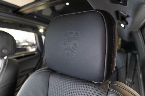 White 2026 Porsche Macan Base