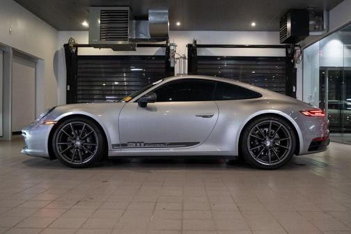 2023 Porsche 911 Carrera T