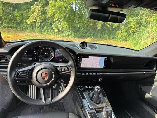 2023 Porsche 911 Carrera T
