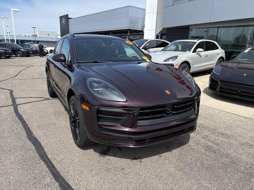 2025 Porsche Macan
