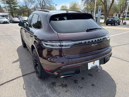2025 Porsche Macan