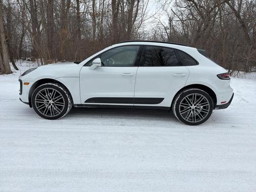 2025 Porsche Macan 