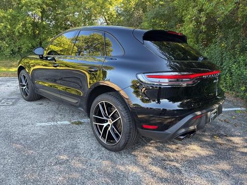2023 Porsche Macan 