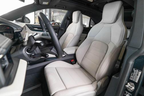 Volcano Grey Metallic 2026 Porsche Macan 4