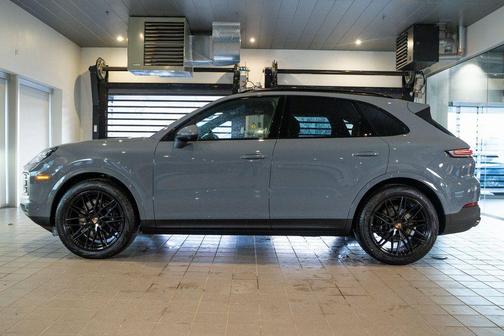Arctic Grey 2026 Porsche Cayenne Base