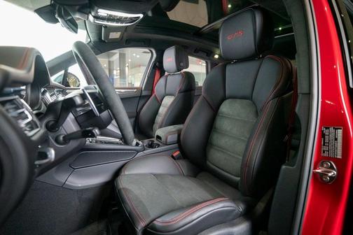 2026 Porsche Macan GTS