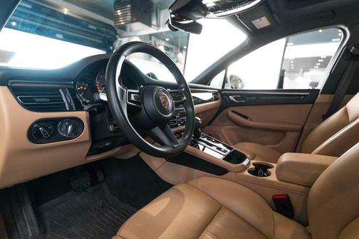 Carrara White Metallic 2023 Porsche Macan S