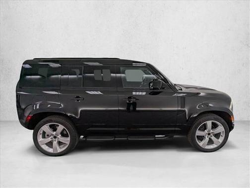 2026 Land Rover Defender P400 X-Dynamic SE