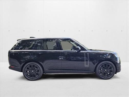 2023 Land Rover Range Rover P400 SE
