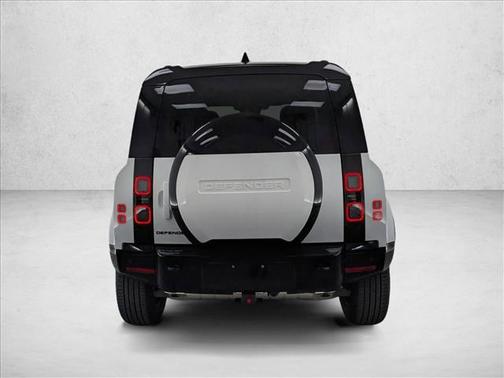 2026 Land Rover Defender P400 X-Dynamic SE