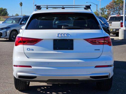 2022 Audi Q3 40 Premium