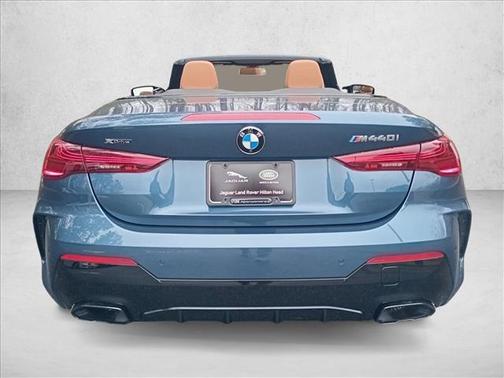 2025 BMW M440 i xDrive