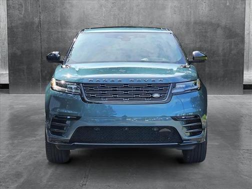 2026 Land Rover Range Rover Velar P250 SE R-Dynamic