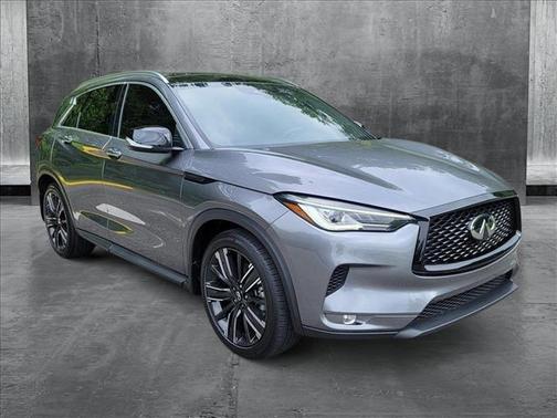 2022 INFINITI QX50 LUXE