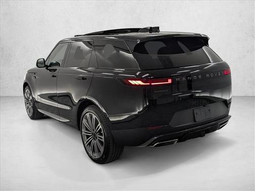 2026 Land Rover Range Rover Sport SE
