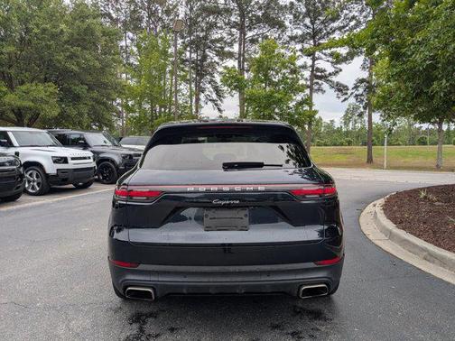 Blue 2021 Porsche Cayenne Cayenne