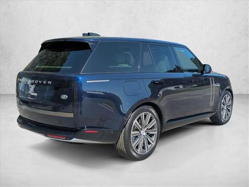 2023 Land Rover Range Rover P530 SE