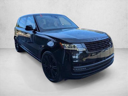 2025 Land Rover Range Rover P400 SE 7 Seat