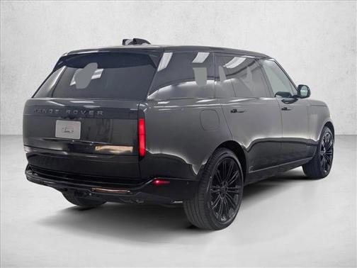 Carpathian Grey Premium Metallic 2026 Land Rover Range Rover P530 SE 7 Seat