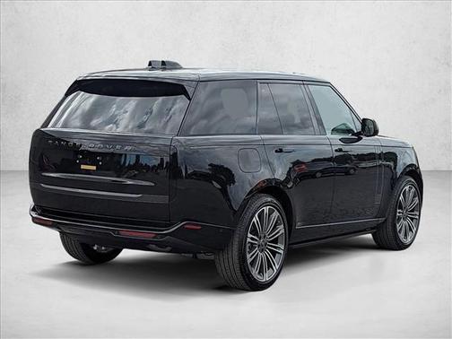 2025 Land Rover Range Rover P400 SE
