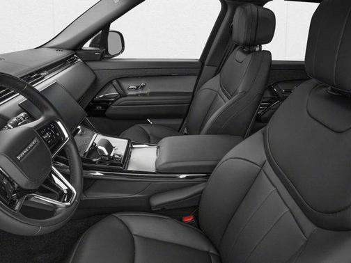 Santorini Black Metallic 2026 Land Rover Range Rover Sport SE