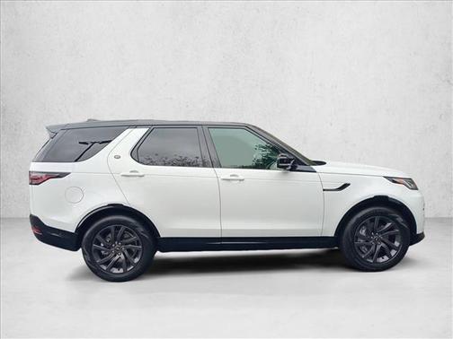 2023 Land Rover Discovery P300 S R-Dynamic