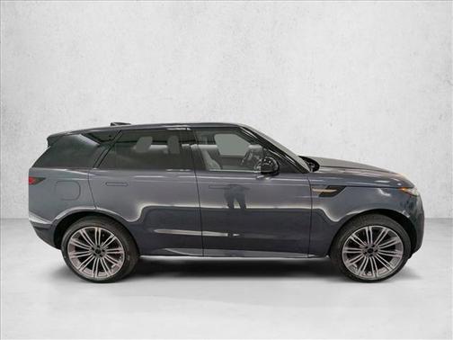 2026 Land Rover Range Rover Sport SE