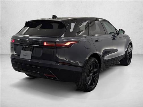 Varesine Blue Metallic 2026 Land Rover Range Rover Velar P250 SE R-Dynamic