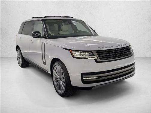 Ostuni Pearl White Premium Metallic 2026 Land Rover Range Rover P400 SE 7 Seat