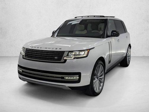 Ostuni Pearl White Premium Metallic 2026 Land Rover Range Rover P400 SE 7 Seat