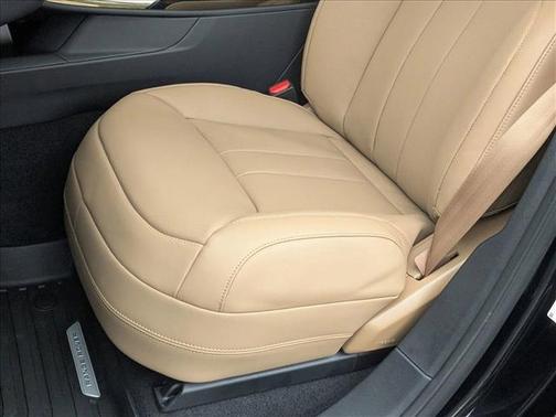 2026 Land Rover Range Rover Sport SE