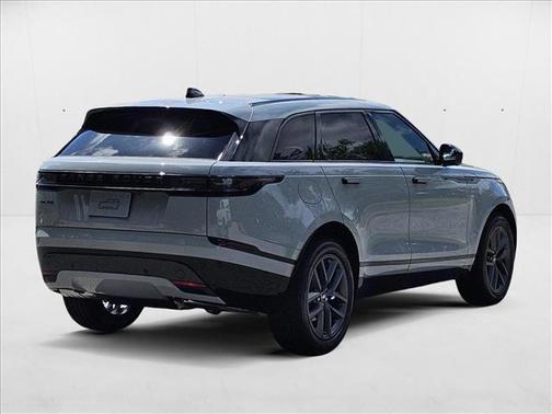 2026 Land Rover Range Rover Velar P250 SE R-Dynamic