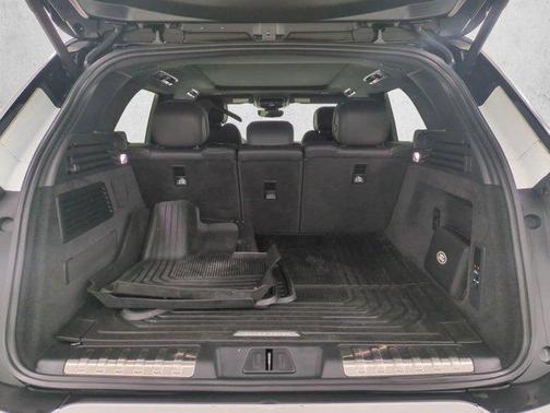 Fuji White 2025 Land Rover Range Rover Sport SE
