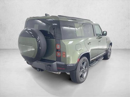 2026 Land Rover Defender P400 X-Dynamic SE