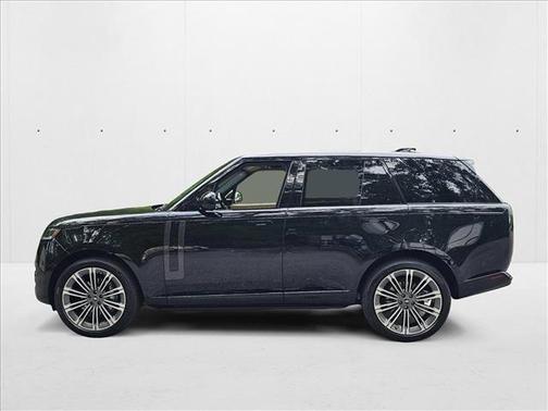 2025 Land Rover Range Rover P400 SE