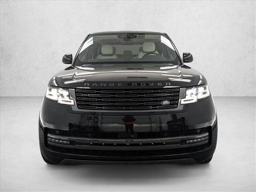 2025 Land Rover Range Rover P400 SE