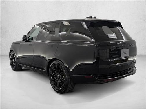 2025 Land Rover Range Rover P400 SE