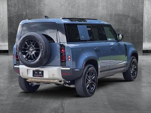 2024 Land Rover Defender 110 P300