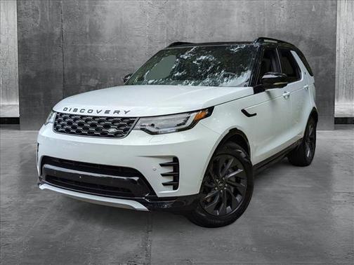 2024 Land Rover Discovery P300 Dynamic SE