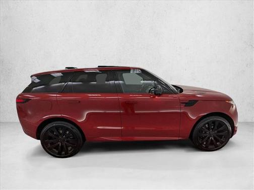 2026 Land Rover Range Rover Sport SE