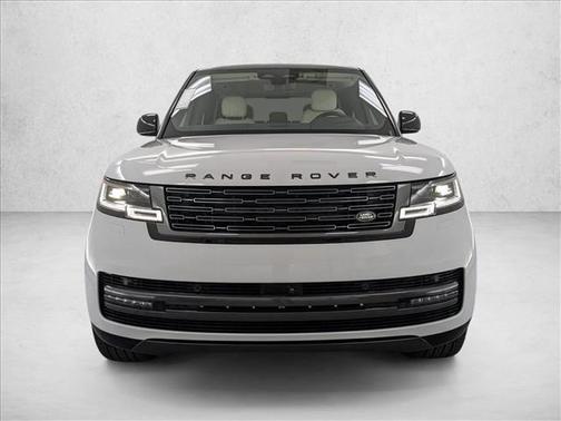 2025 Land Rover Range Rover P530 SE