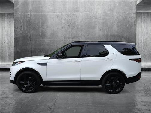 2025 Land Rover Discovery P360 Dynamic SE