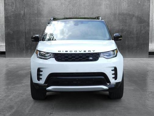 2025 Land Rover Discovery P360 Dynamic SE