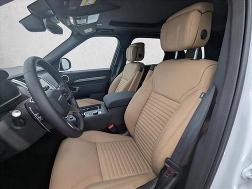 2025 Land Rover Discovery P360 Dynamic SE