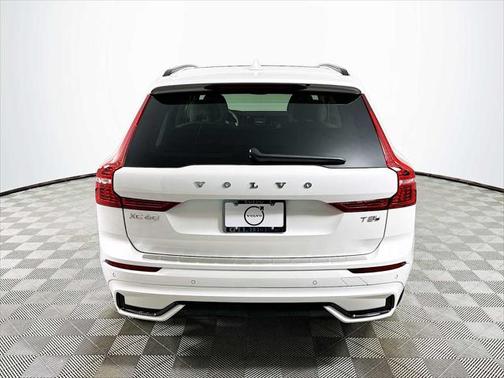 2025 Volvo XC60 Plug-In Hybrid Plus